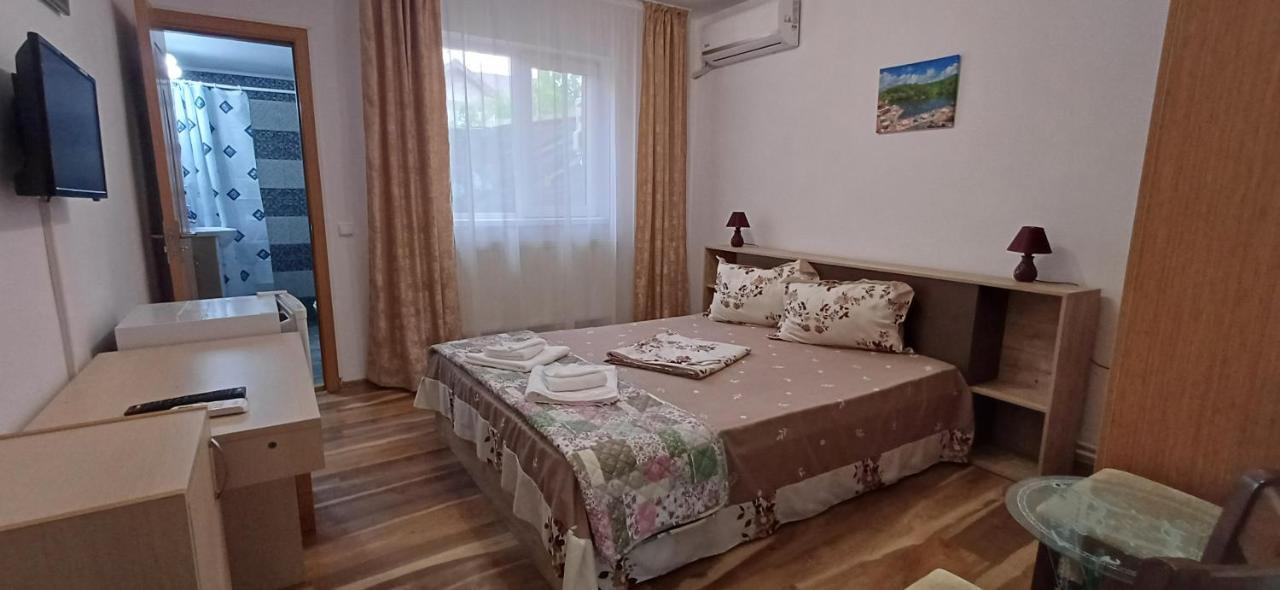 Отель Casa Ella Тузла Экстерьер фото
